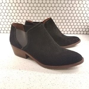 Lucky Brand suede ankle boots Size 8.5
